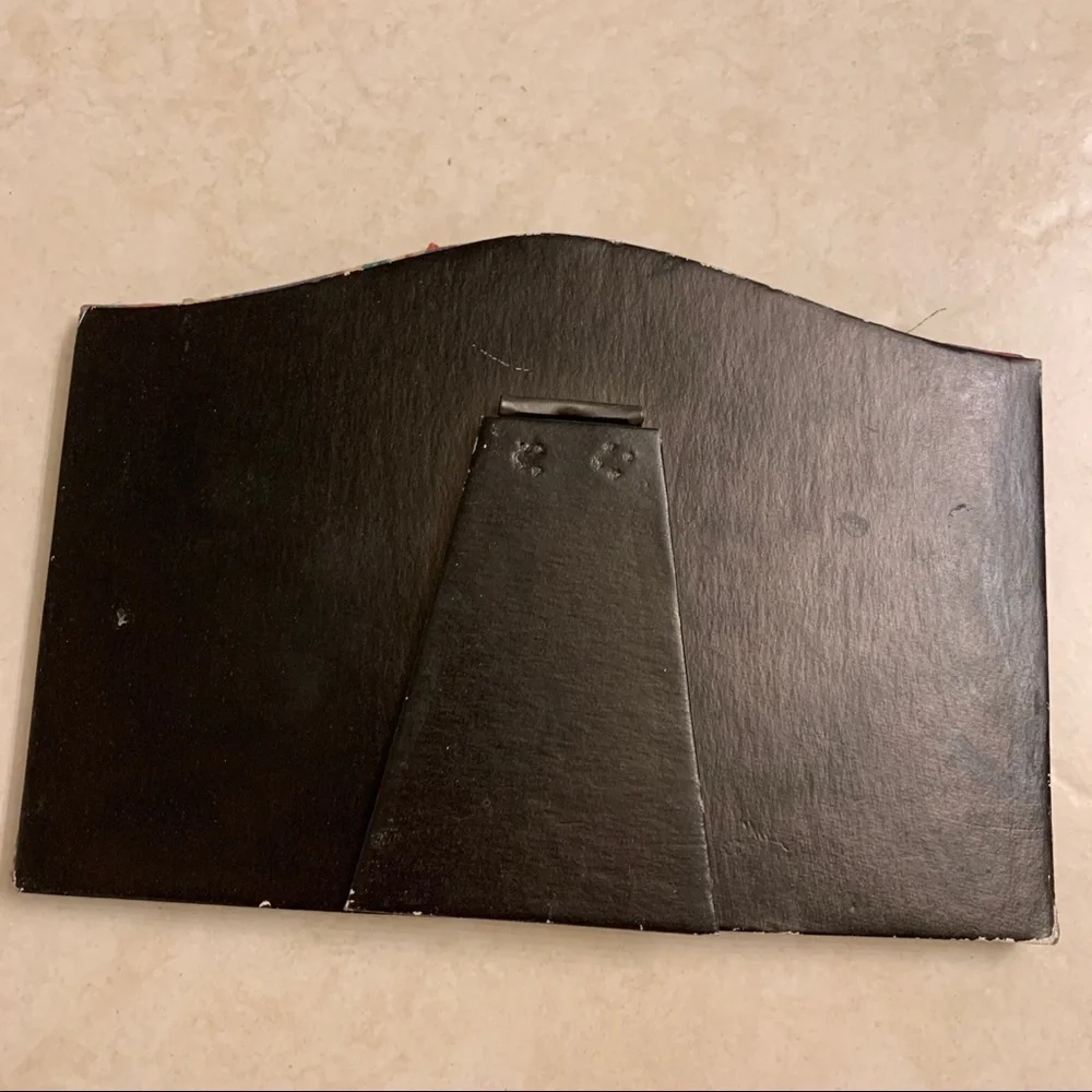 Free item: fabric picture frame #1